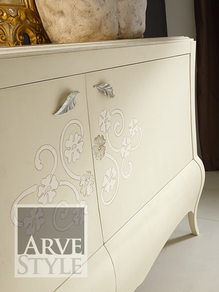 Credenza New Romantic